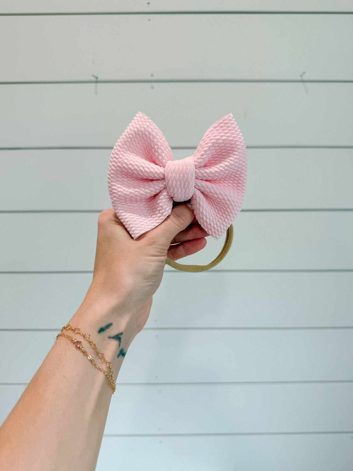 *Light Pink Bullet Bow + NYLON