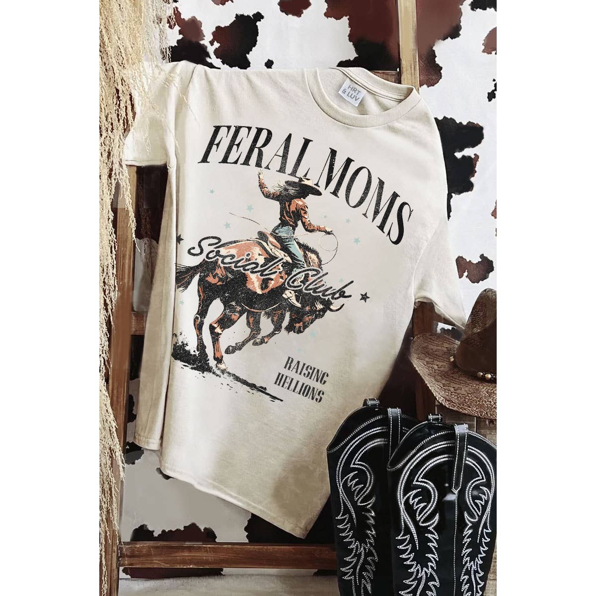 FERAL MOMS SOCIAL CLUB GRAPHIC TEE: MINERAL IVORY / S-M-L-XL